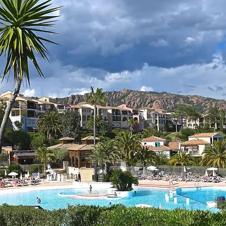Apartment Village Cap Esterel - L'esquinade-90 By Interhome