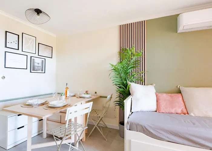 L'esquinade - G3 033 By Interhome Saint-Raphaël